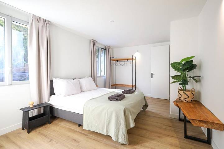 Location de vacances pour 12 personnes, avec vue ainsi que jardin et terrasse à Haulmé - 4