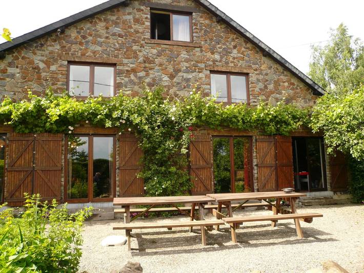 Location de vacances pour 12 personnes, avec Terrasse et Sauna à La Roche-en-Ardenne