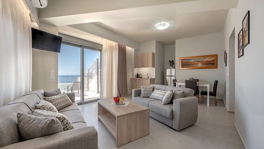 Location de vacances pour 8 personnes, avec jardin et piscine à Plakias - 2