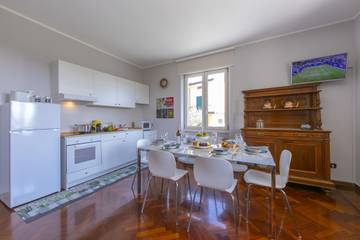 Ferienwohnung für 4 Personen in Desenzano del Garda, Gardasee-Berge, Bild 1