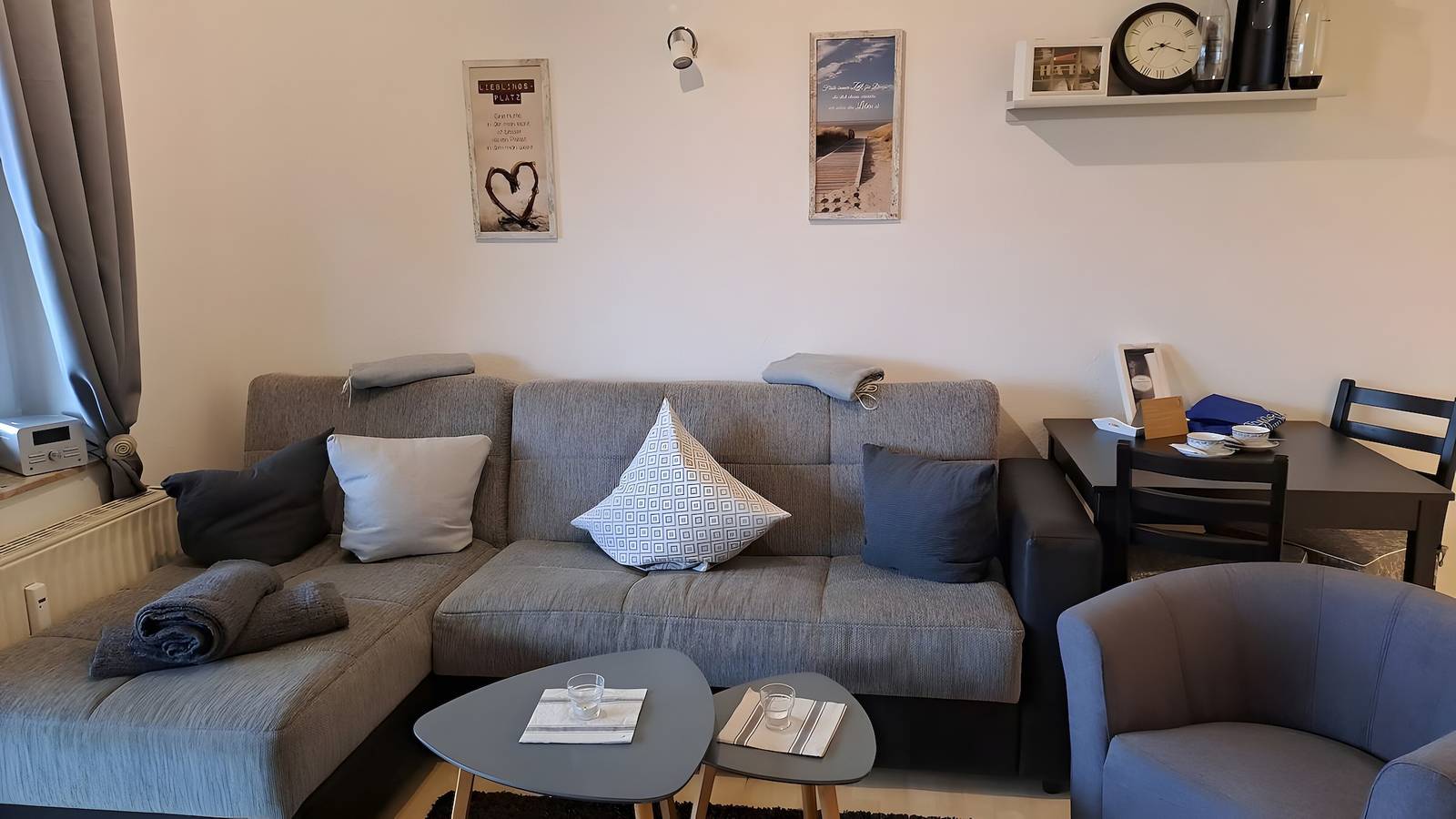 Appartement entier, Appartement « Tanjasfewo à Dornumersiel » avec balcon et Wi-Fi in Dornumersiel, Dornum