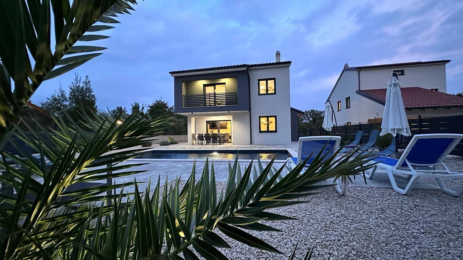 Villa Dani mit privatem Pool
 in Gostinjac, Krk