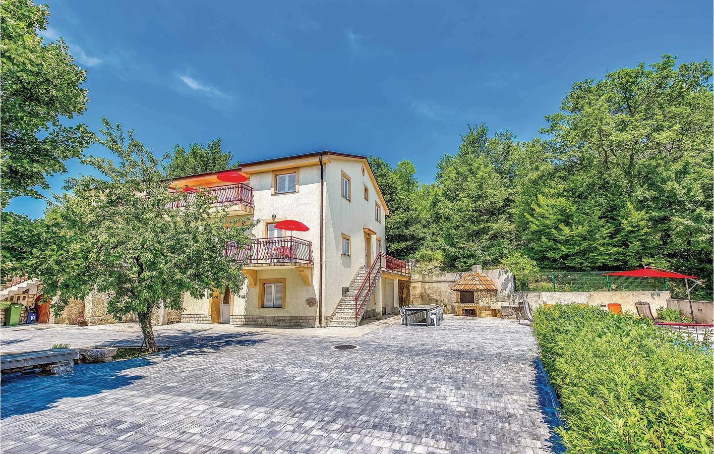 Geheel vakantieappartement, Vakantieappartement voor 5 personen met terras in Tribalj, Primorje-Gorski Kotar
