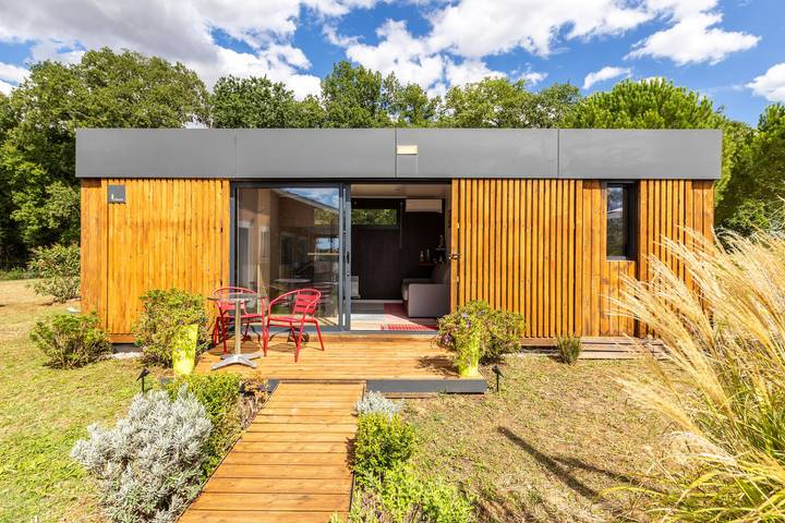 Appartement de vacances pour 4 personnes, avec terrasse ainsi que jardin et piscine dans le Lot-et-Garonne