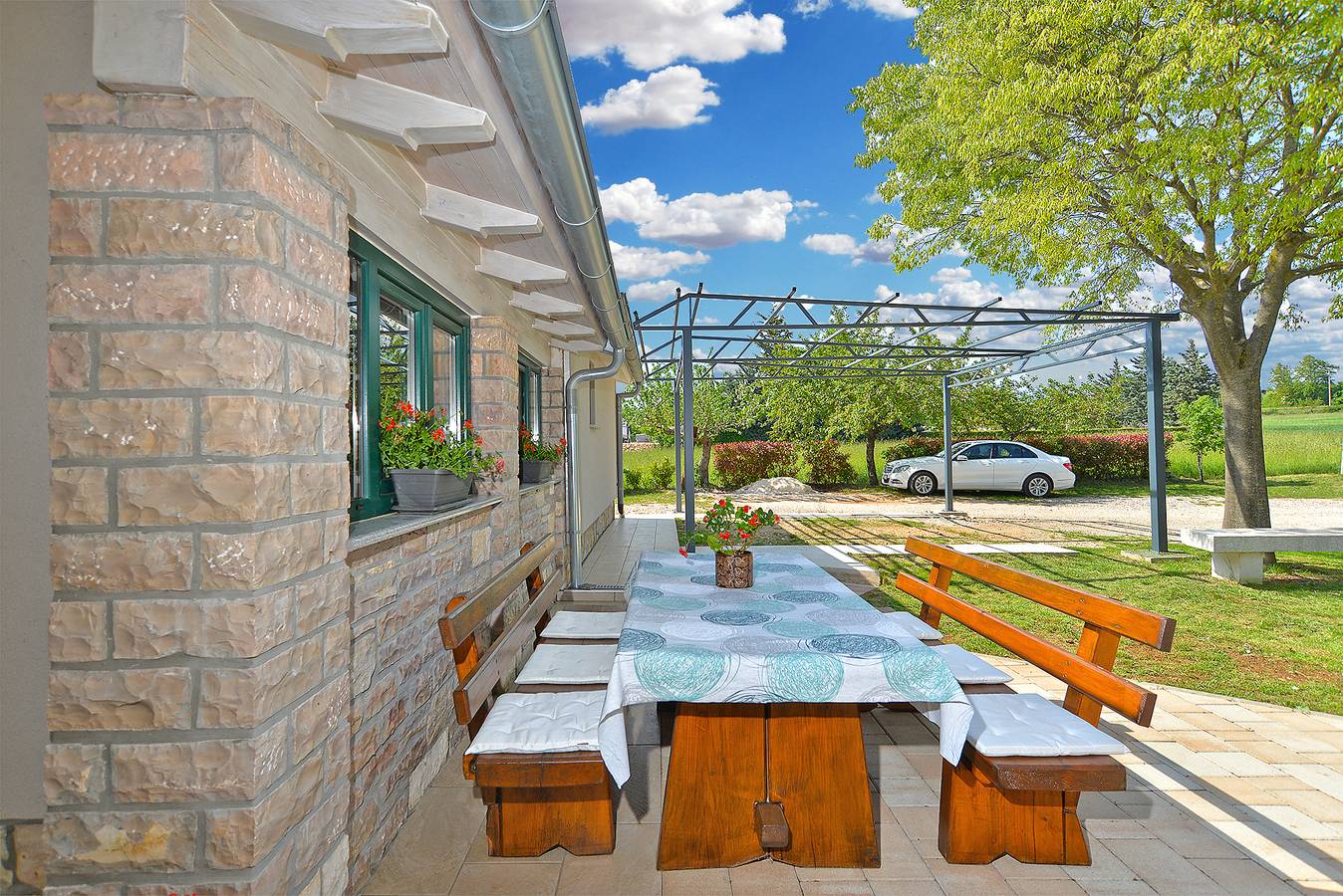 Ferienhaus für 6 Personen mit Terrasse in Žminj, Zentralistrien