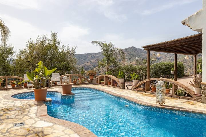 Finca für 20 Personen, mit Balkon und Whirlpool sowie Garten in Sayalonga - 3