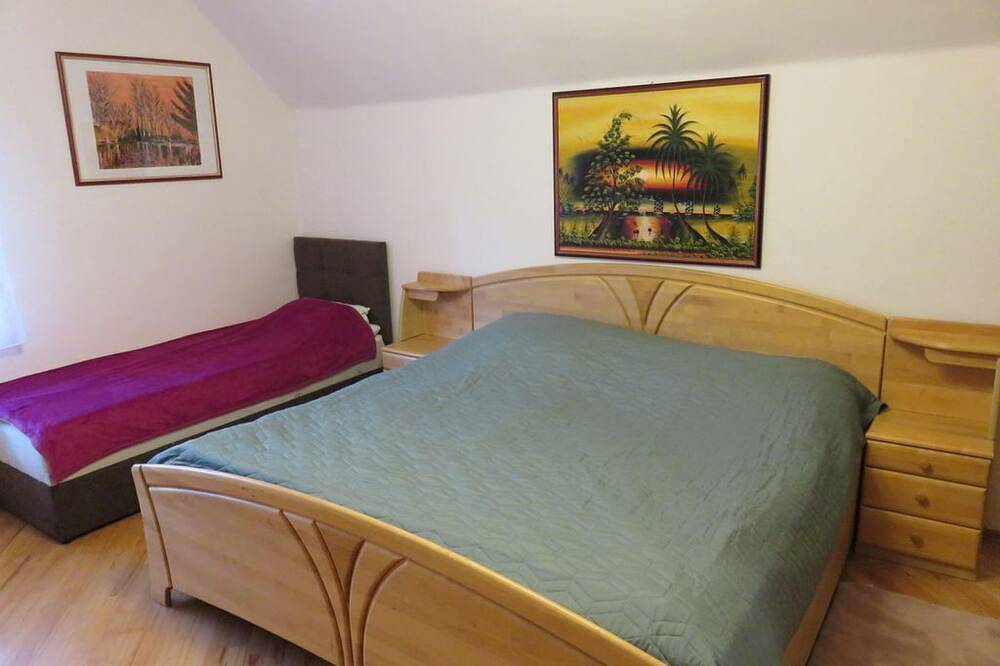 Ganze Wohnung, Ferienwohnung Dreiländereck - Ferienwohnung in Karawanken und Bachergebirge, Marktgemeinde Arnoldstein