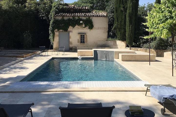 Location de vacances pour 15 personnes, avec Terrasse et Jardin à Vaugines