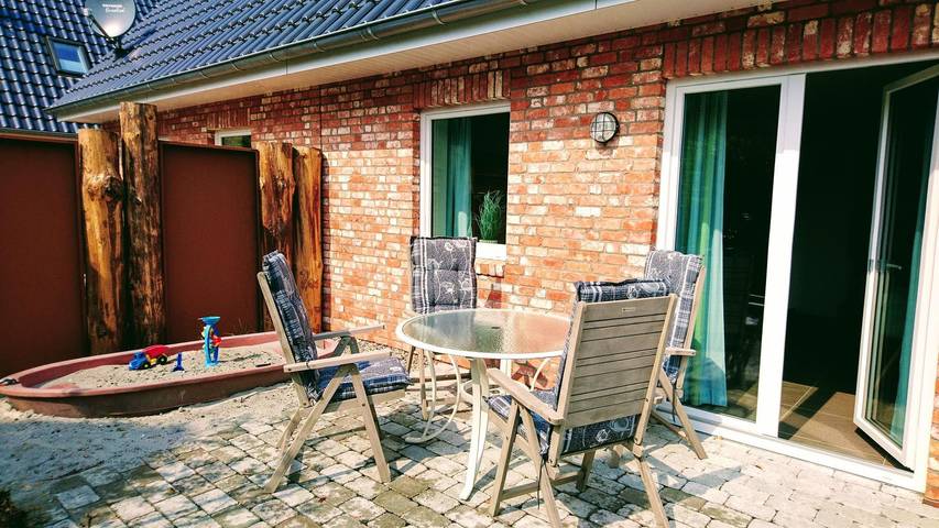 Ferienhaus für 4 Personen, mit Balkon und Garten, kinderfreundlich - 1