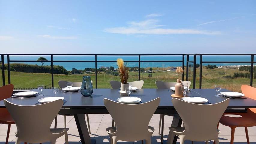 Chalet para 12 personas, con jardín y jacuzzi - 1