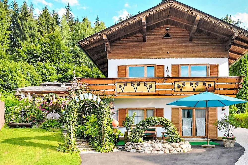Ganze Wohnung, Ferienwohnung Seeblick 3 in Velden am Wörther See, Villach-Land