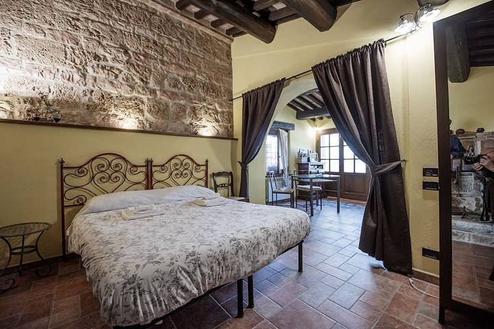 Location de vacances pour 2 personnes, avec jacuzzi à Fabriano - 4