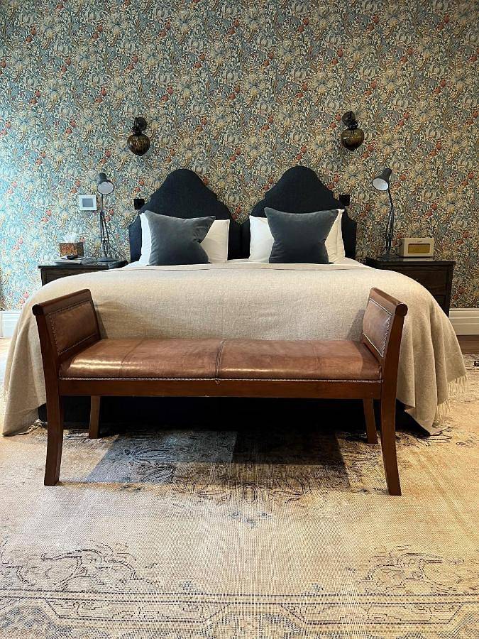 Manor House Lindley in Huddersfield, West Yorkshire