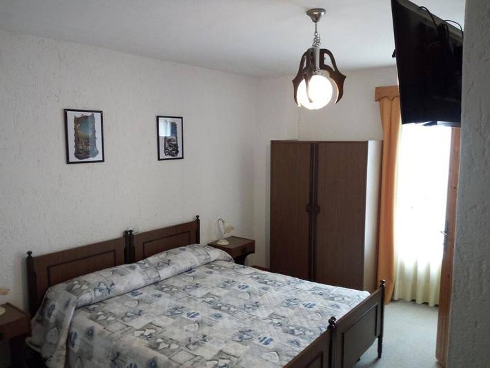 Hôtel pour 3 personnes, avec vue et jardin à Enego - 2