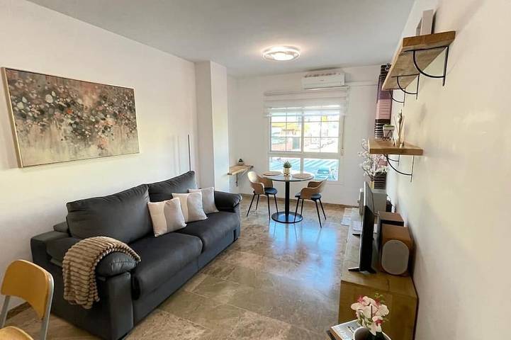 Appartamento per 2 persone, con piscina e giardino nonché balcone in Arroyo de La Miel