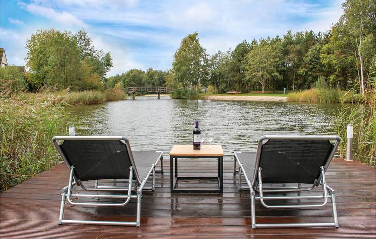Ferienhaus für 8 Personen mit Terrasse in Vlagtwedde, Groningen und Umgebung
