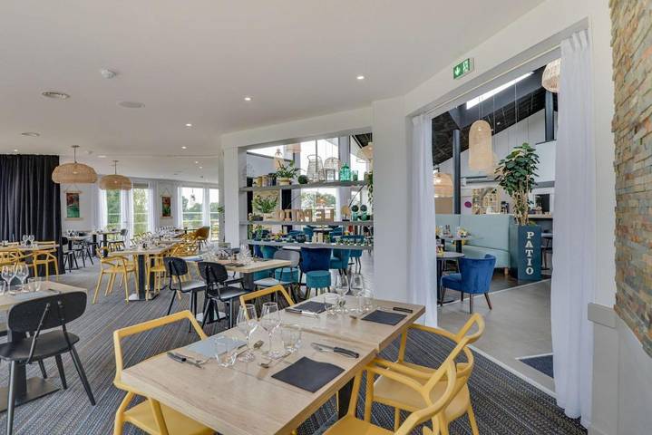 Hôtel pour 7 personnes, avec jardin à Étrelles