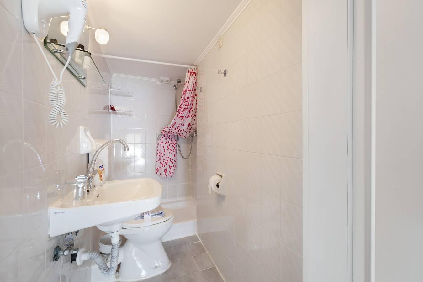 Bed & Breakfast 'Tweepersoonskamer Zeezicht' met Wi-Fi en airconditioning, foto 12