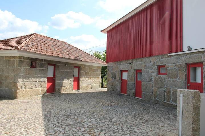 Casa de férias para 8 pessoas, com Varanda e Terraço e ainda Jardim em Castelo de Paiva