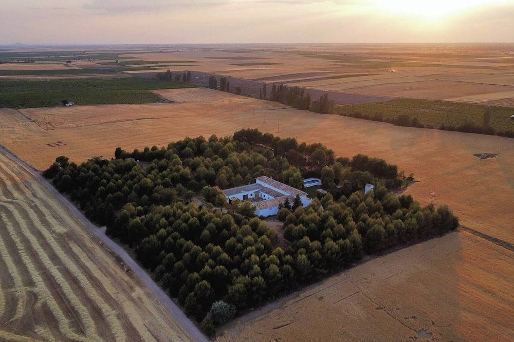 Casa rural en el campo 8-10 personas ideal para grupos de amigos y familias in Horcajo de Santiago, Provincia de Cuenca