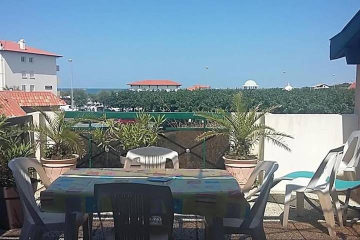Gîte pour 5 personnes, avec terrasse et vue dans Office De Tourisme D Anglet