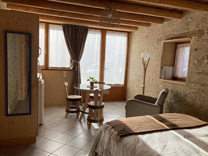 Gîte pour 2 personnes, avec vue et terrasse à Saint-Pierre-d'Allevard - 3