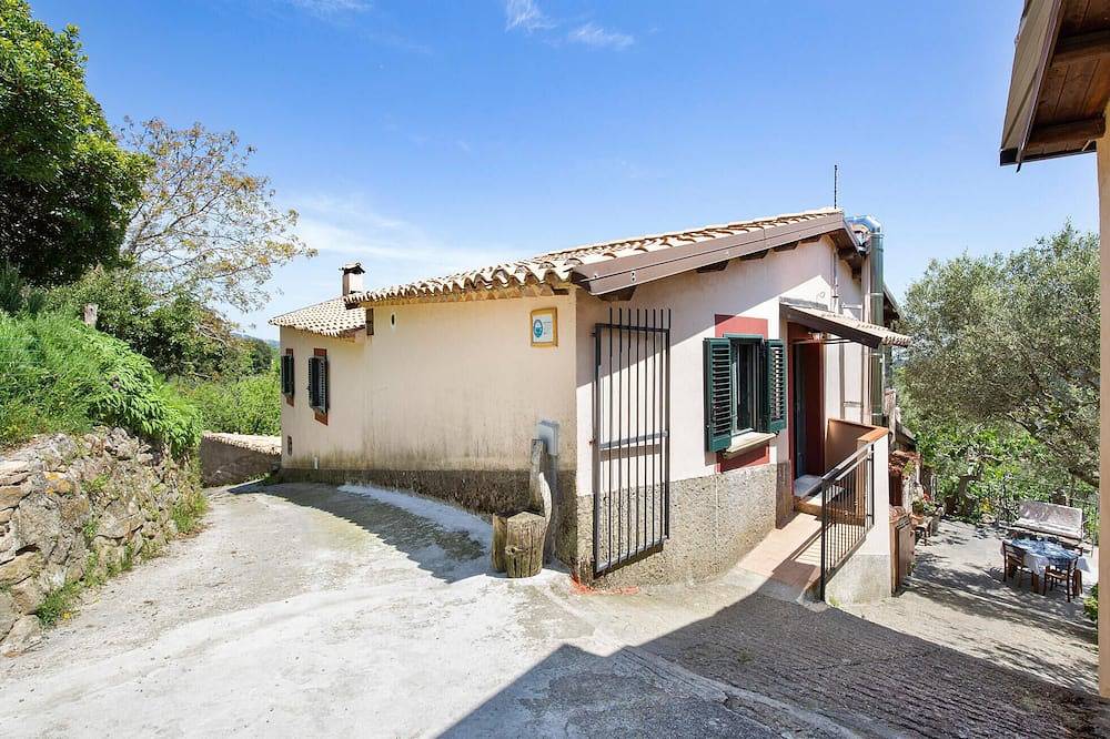 Prachtig huis met 4 slaapkamers in. in Ciminà, Provincie Reggio Calabria