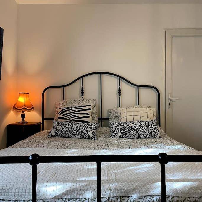 Appartement de vacances pour 3 personnes, avec jardin ainsi que piscine et vue