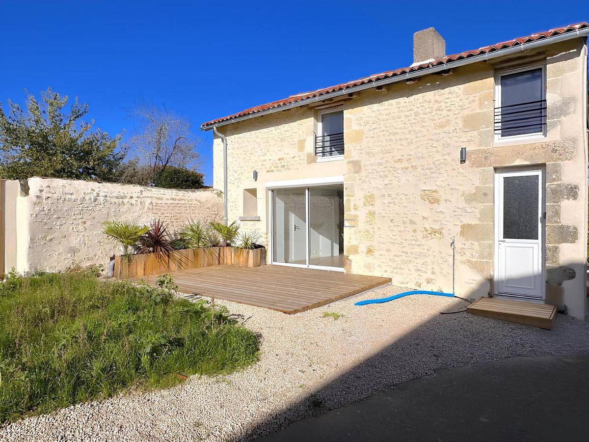 Appartement entier, Maison à 5 min du Futuroscope in Jaunay-Clan, Vienne (France)