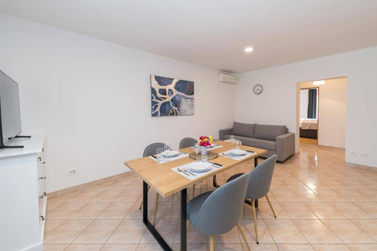 Ganze Wohnung, Two-Bedroom Apartment in Umag und Umgebung