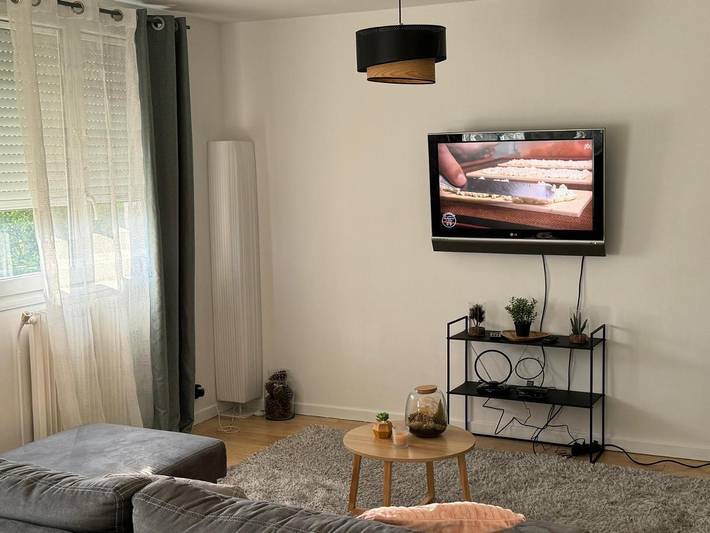 Gîte pour 4 personnes, avec vue et balcon à Carbon-Blanc - 2