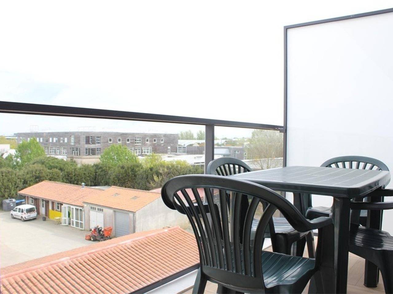 Entire apartment, 2-Bedroom Apt with Balcony La Rochelle in La Rochelle, La Rochelle region