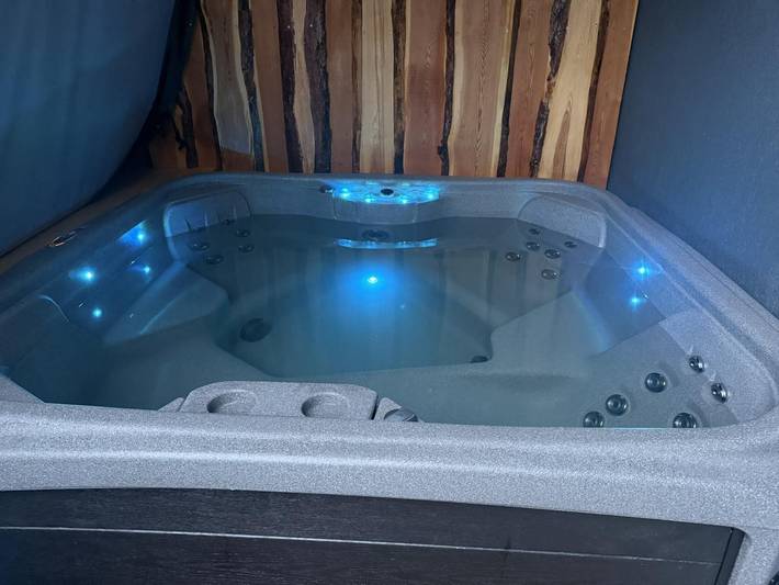 Gîte pour 5 personnes, avec terrasse ainsi que jacuzzi et sauna à Orelle - 4