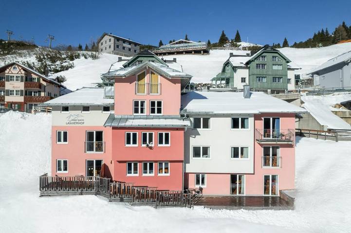 Hotel für 2 Personen, mit Ausblick und Terrasse sowie Sauna, mit Haustier in Obertauern - 2