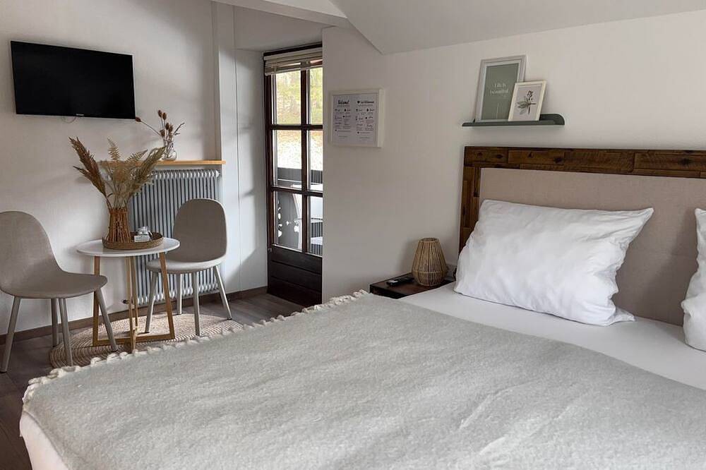 Doppelbettzimmer Mit Balkon - Pension Stöllinger in Fuschl am See, Salzkammergut