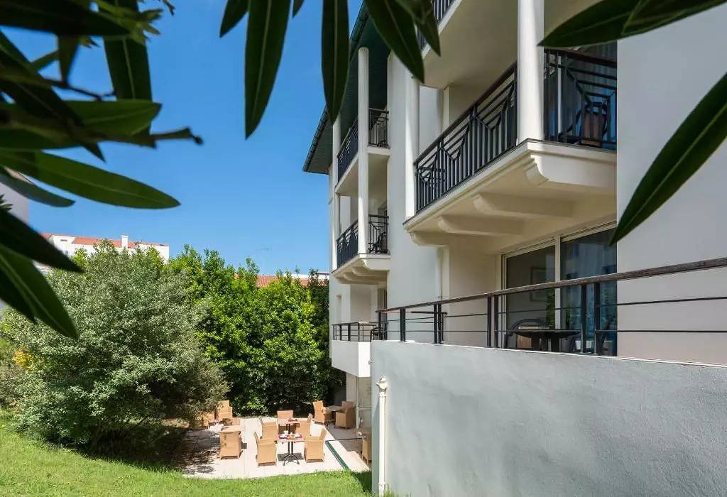 Entire apartment, 2 Rooms 4 People Garden in Biarritz, Bayonne region