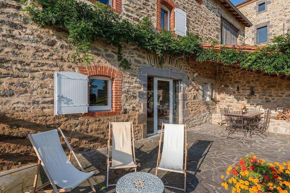 Holiday Home in Auvergne near Lespinasse Castle in Saint-Beauzire, Massif Central