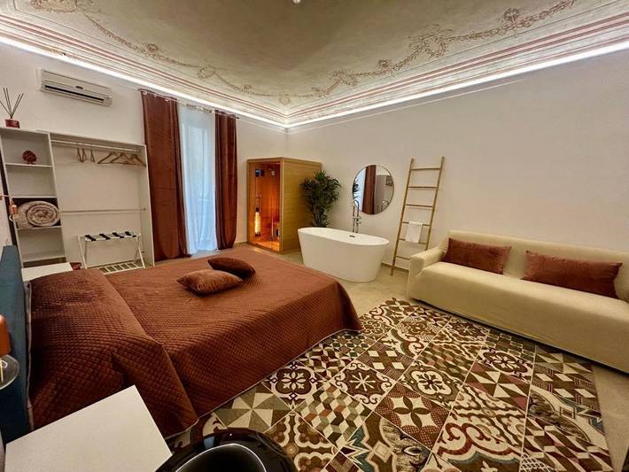 Pension voor 2 personen, with sauna and whirlpool as well as balkon, met huisdier in Palermo