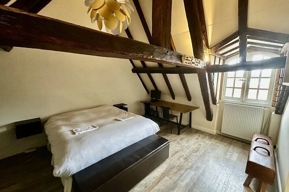 Entire apartment, Les Arches in Poitiers, Vienne