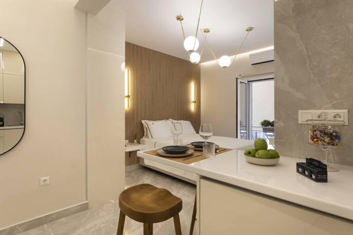 Studio entier, -18·Elegant minimal studio in Kerameikos in Section centrale d'Athènes, Athènes
