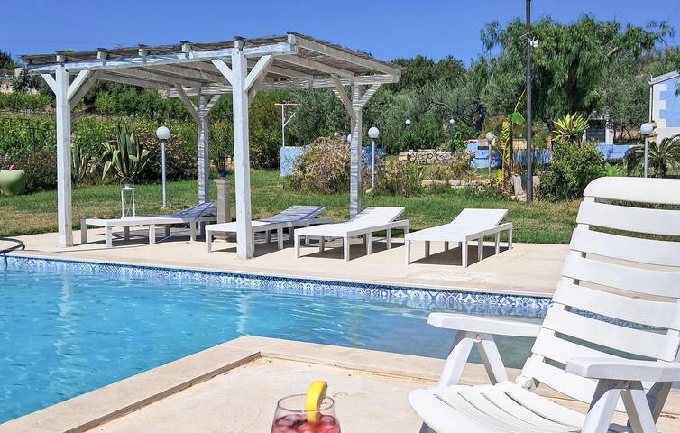 Casa de vacaciones para 8 personas, con jardín además de piscina y terraza - 1