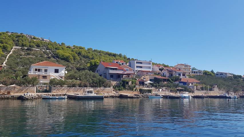 Ganze Wohnung, 1-Zimmer-Ferienwohnung am Strand Kaprije A-20012-a in Sibenik Islands