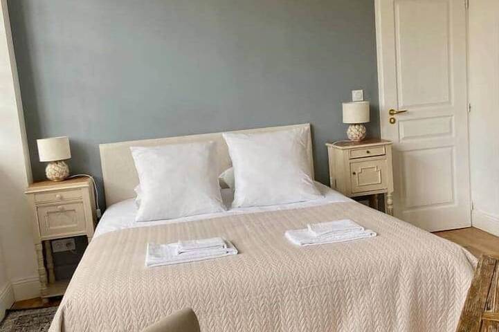 Ganze Wohnung, «Cheval Amblier» 4* Schlossblick Suite, 4 Gäste in Blois, Blois und Umgebung