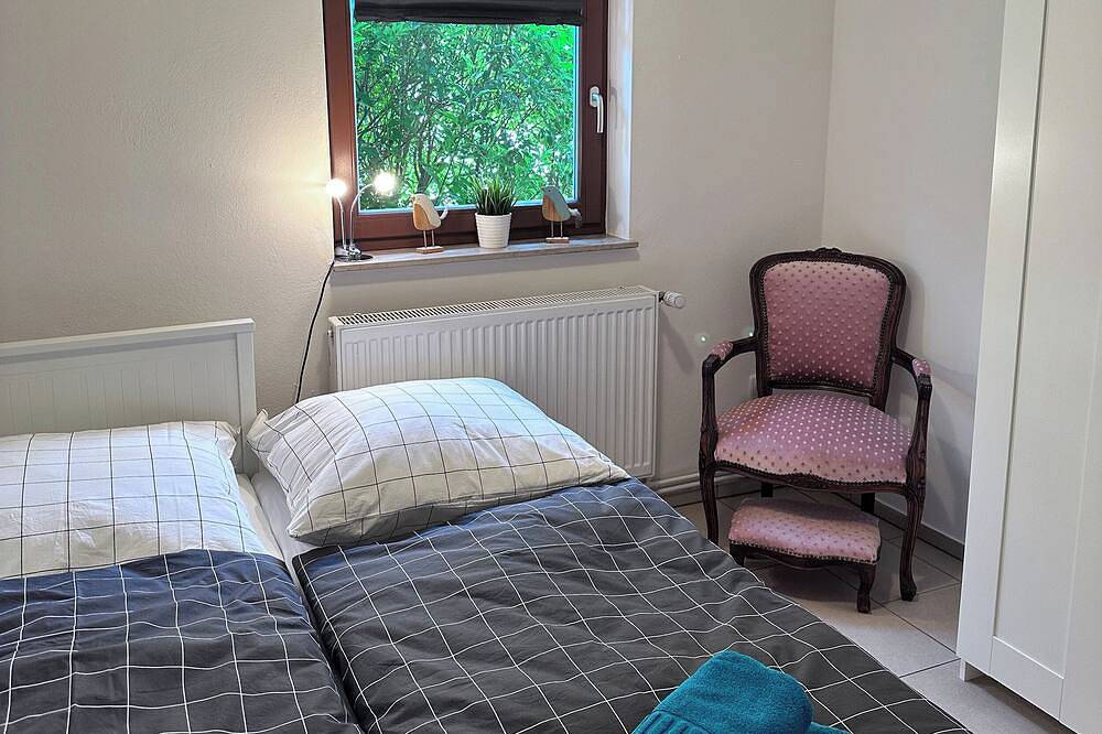 Ganze Wohnung, Landhäuschen Danneborth: Freistehendes Ferienhaus mit Garten und Terrasse in län in Carinerland, Neubukow-Salzhaff
