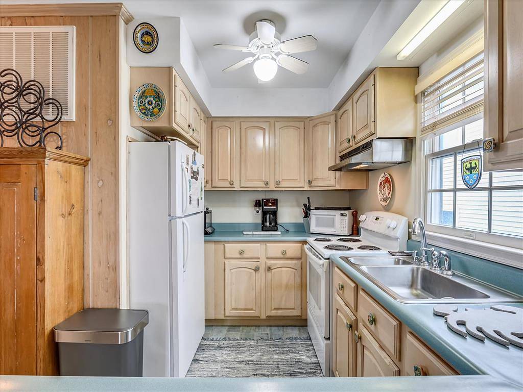 107 Campbell Place in Bethany Beach, Sussex County (Delaware)