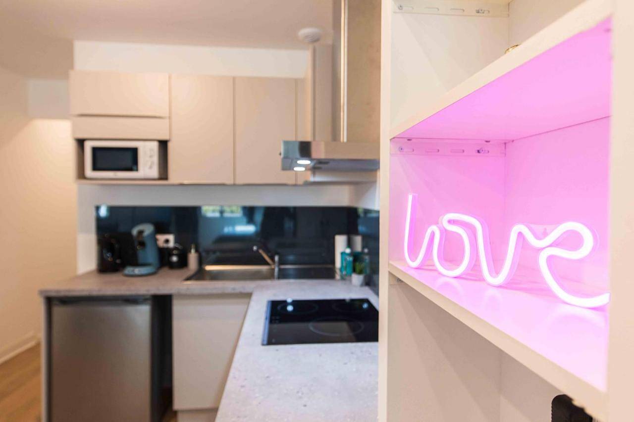 Appartement entier, * Spa & Détente # Suite Privée # Tours # Netflix * in Tours, Région de Tours