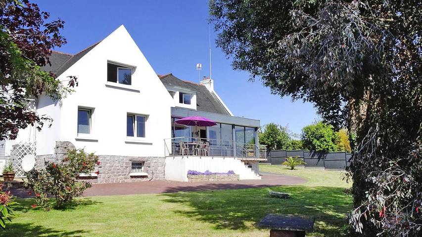 Location de vacances pour 9 personnes, avec jardin dans Plage de Launay