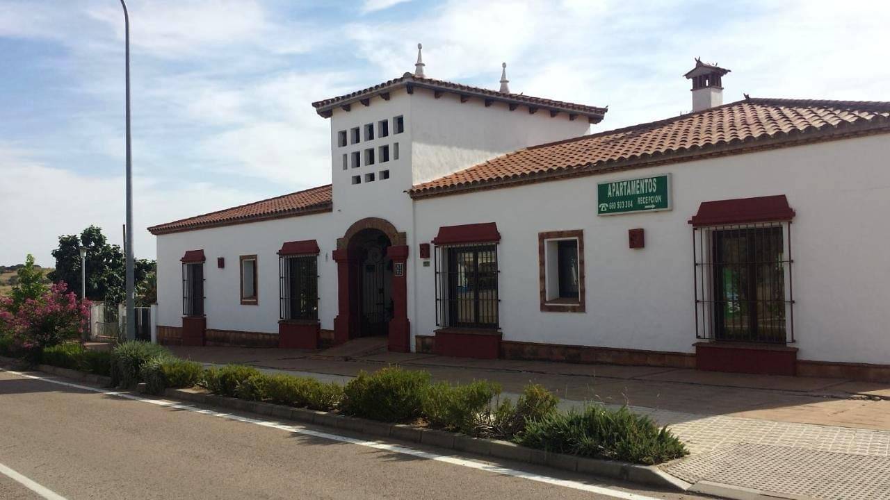 Apartamentos Turísticos - Hostal Los Alisos in Cáceres, Provincia de Cáceres