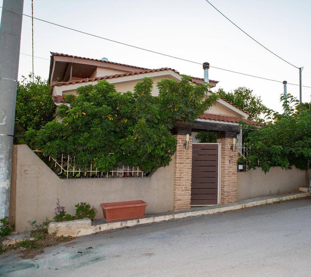 Costas Artemis Apartments Near Athens Airport in Artemi, Côte est de la région de l'Attique