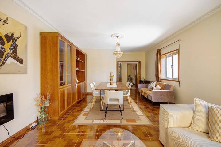 Holiday Home 'Villa Da Floresta' with Private Pool, Wi-Fi and Air Conditioning in Rio Mau e Arcos, Porto District